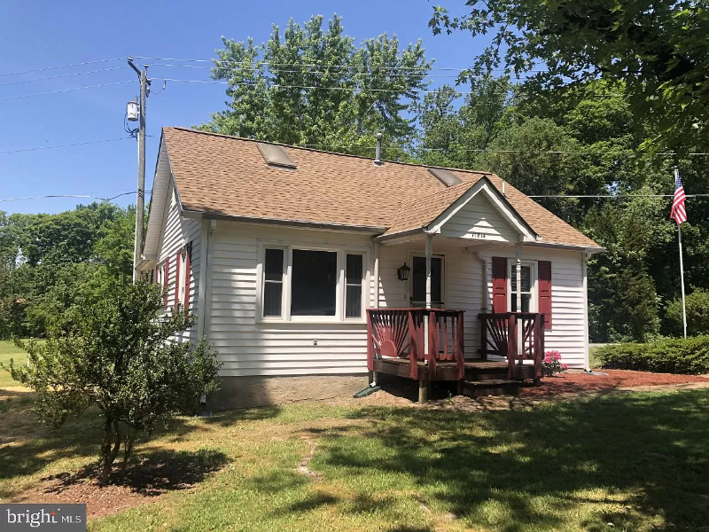 Fredericksburg House: 11814 Gordon Rd