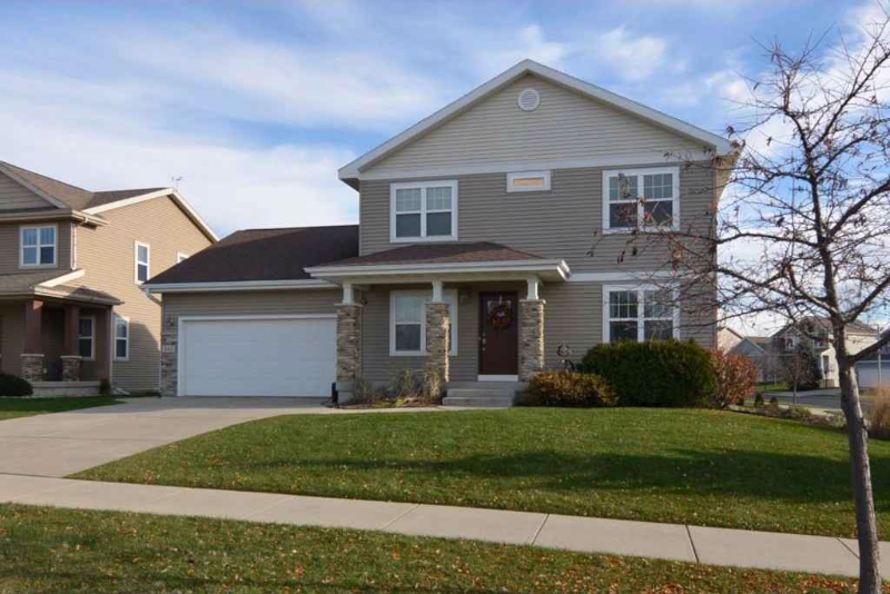 Verona House: 441 Breckenridge Rd