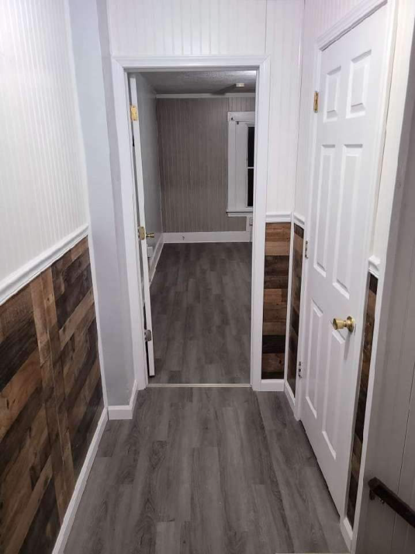 Ambridge Condo: 1901 Beaver RD