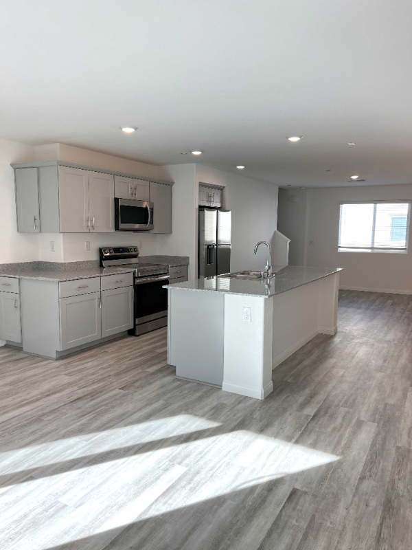 Las Vegas Townhome: 2825 Copper Wind Ln