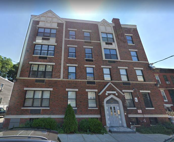 Jersey City Apartment: 14 Park St