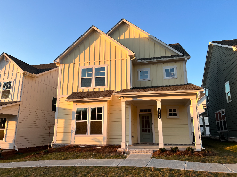 Suwanee House: 4091 Aveline Ln