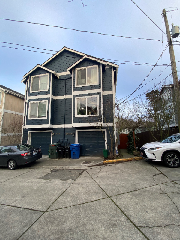 Seattle Townhome: 2414 SW Holden St