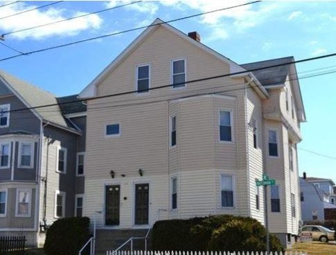 East Providence Apartment: 115 Waterman Avenue