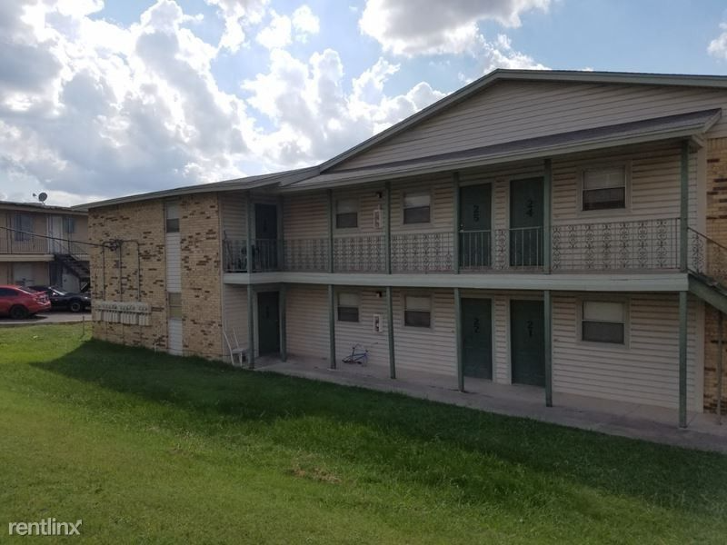 Copperas Cove Apartment: 505 Hackberry St.