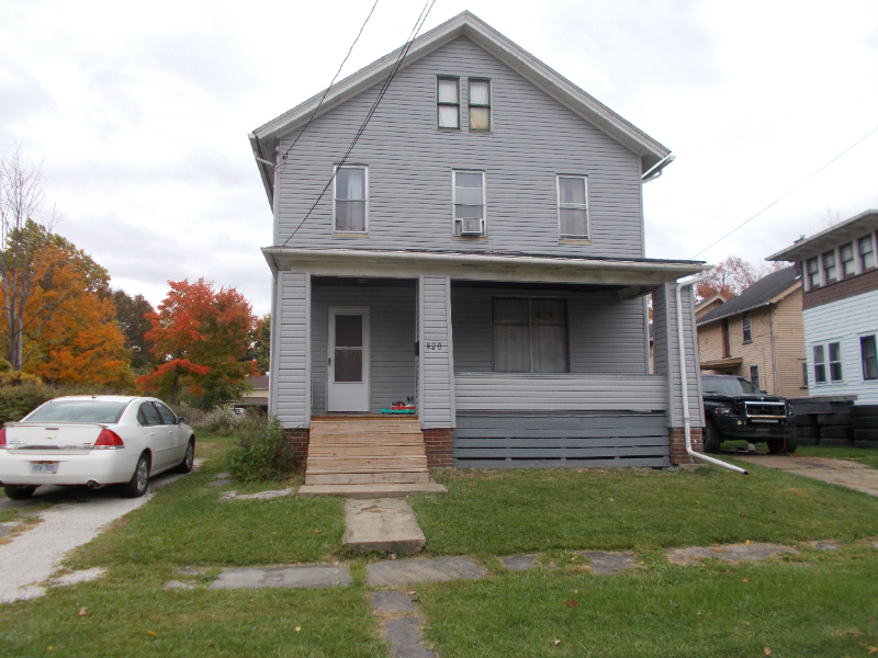 Warren House: 8 Prospect Ave NW