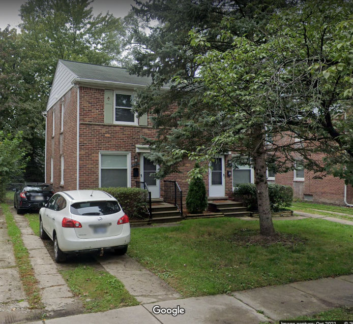 Royal Oak Townhome: 1511 W Farnum Ave