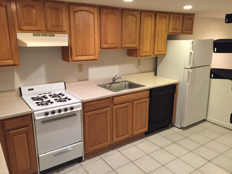 Philadelphia Apartment: 1915 Green Street