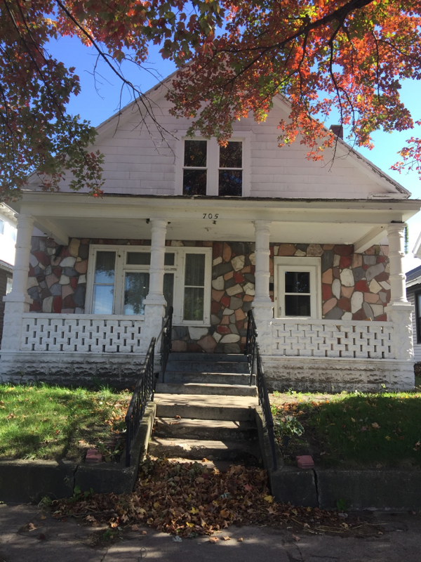 Rochester House: 705 Madison St