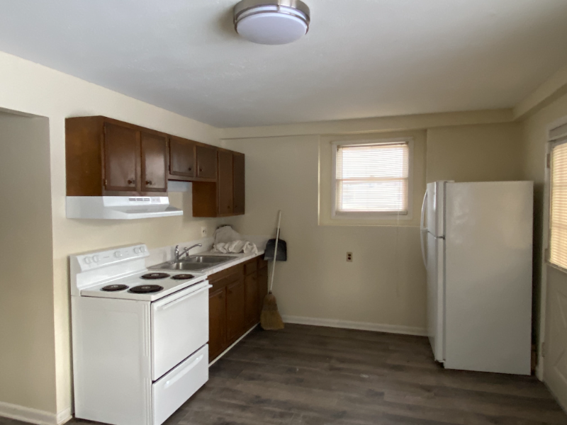 Essex Junction Apartment: 156 Colchester Rd