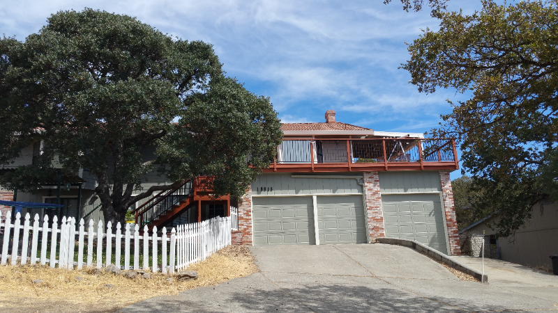 Hidden Valley Lake Multiplex: 18818 W. Ridge View Dr