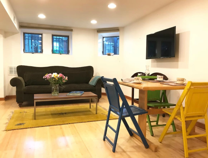 Chicago Apartment: 1845 N Wilmot Ave