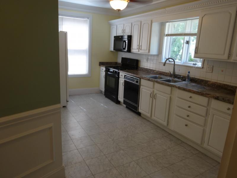 Allston Apartment: 57 Riverdale St