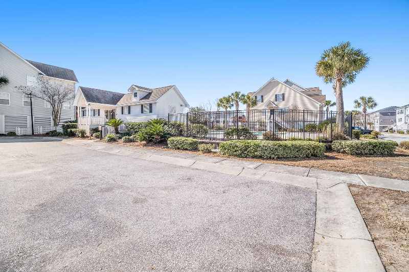 Johns Island Townhome: 318 Lanyard St