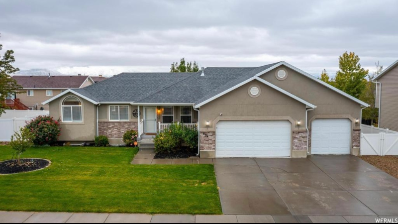 Tooele House: 834 S 980 W