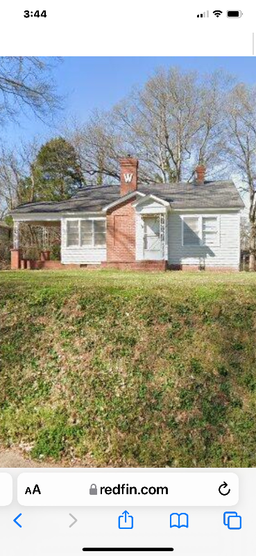Newnan House: 100 Martin Luther King Drive