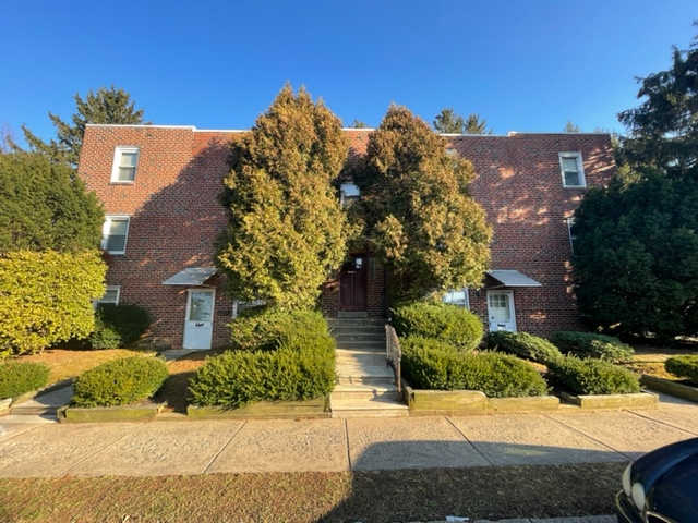 Philadelphia Apartment: 1201 Friendship St