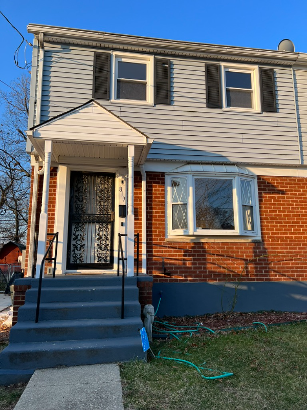 Oxon Hill House: 819 Quade ST
