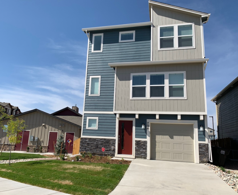 Colorado Springs House: 706 Grissom Dr
