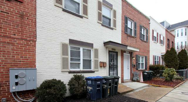 Washington Apartment: 2540 9th St. NW, Unit A
