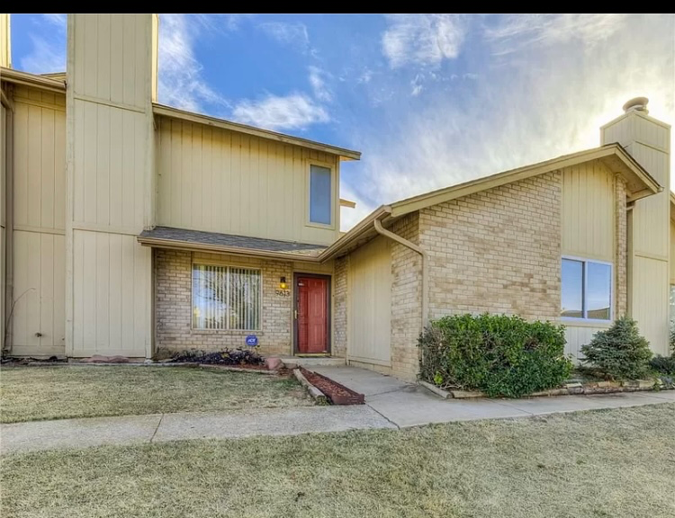 Oklahoma City Townhome: 9613 Hefner Village Blvd