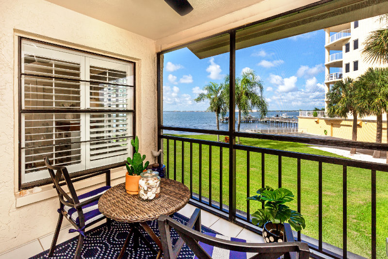 St Petersburg Condo: 6051 Sun Boulevard