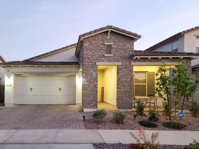 Queen Creek House: 20917 E Reins Rd