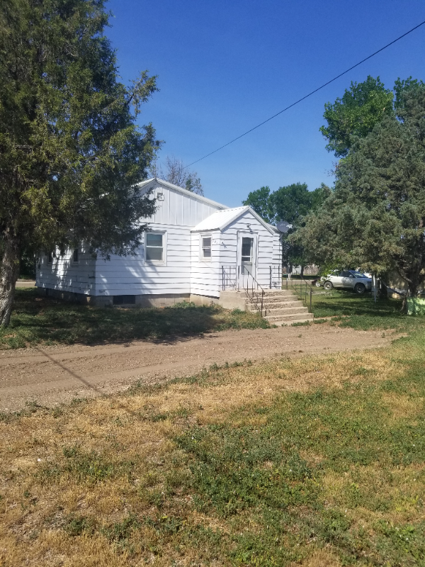 Culbertson House: 622 3rd Ave East