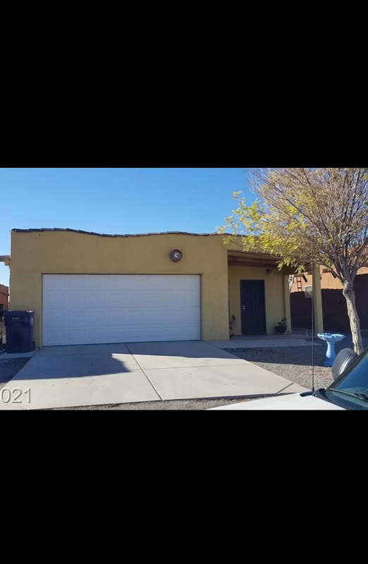 Pahrump Apartment: 2020 E Ambush St