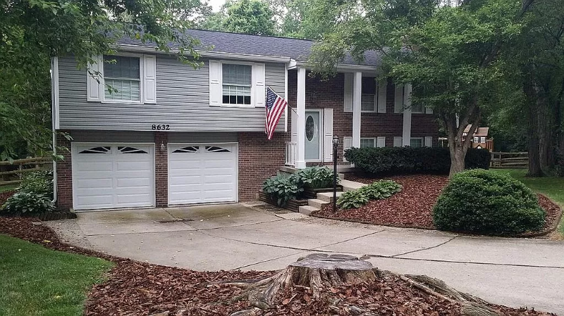 Mason House: 8632 High Trail Ct