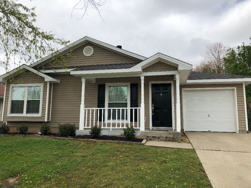 Madison House: 226 Knox Creek Trl NW