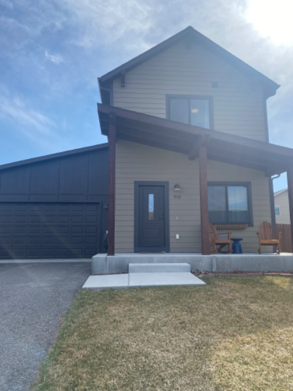 Belgrade House: 918 New Mexico Drive