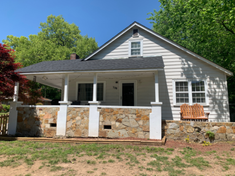 Florence House: 798 N Royal Ave