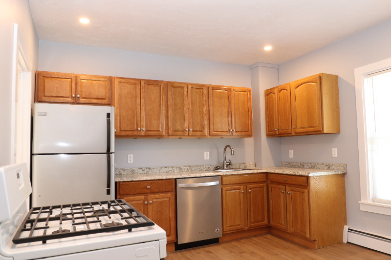 Middleboro Apartment: 22 Forest St