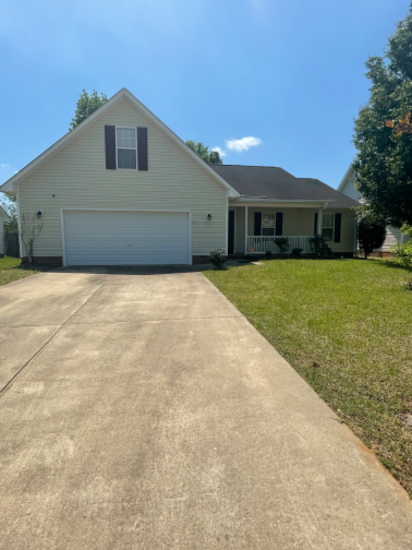 Fayetteville House: 7791 Cottonwood Ave