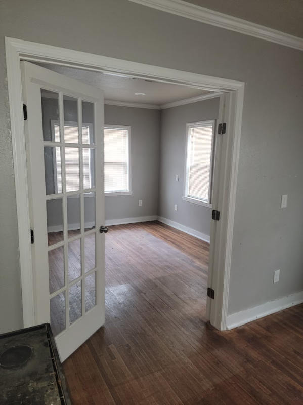 Tulsa Other: 2718 E 15th St