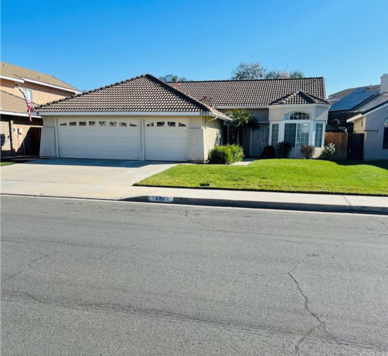 Menifee House: 28095 Aspenwood Way