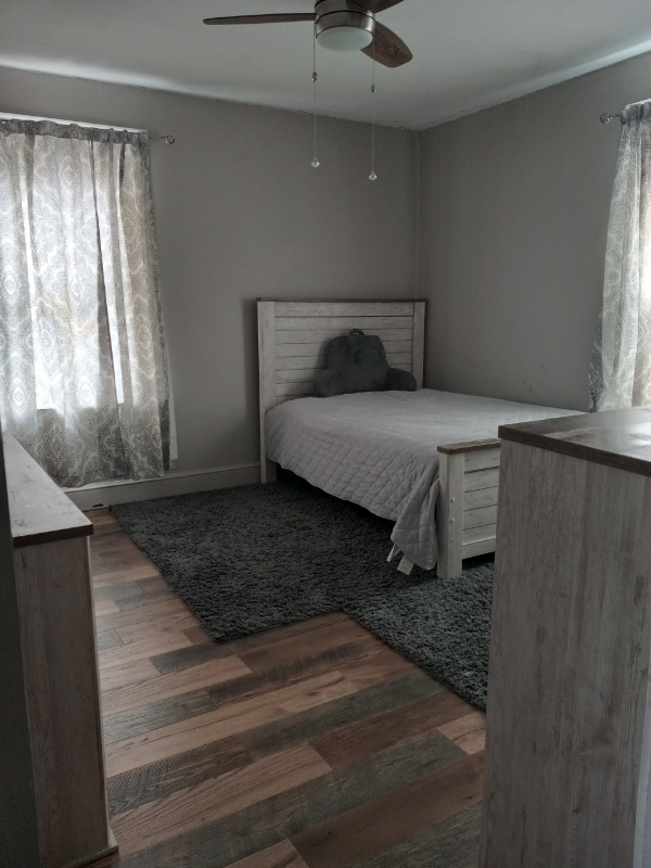 New Britain Apartment: 117 Belden St