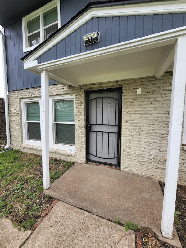 Kansas City Townhome: 336 Belmont Blvd