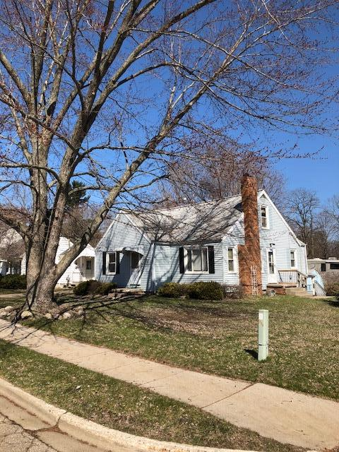 Holt House: 4268 Bond Ave
