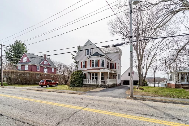 Gardner Apartment: 315 Elm St