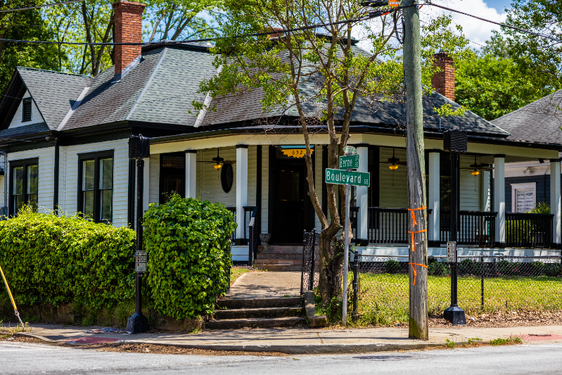 Atlanta House: 652 Boulevard SE