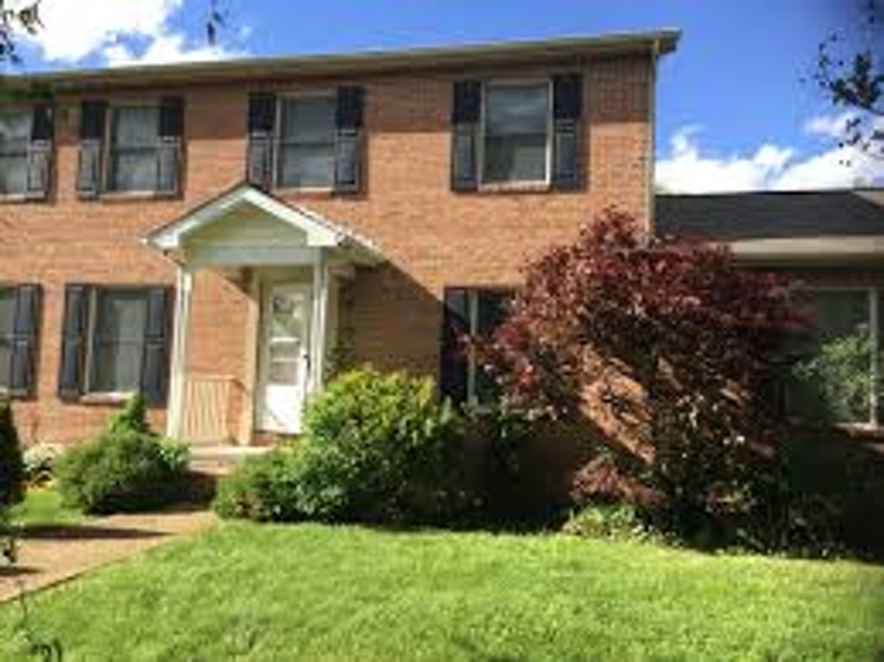 Harrisonburg Townhome: 235 Emerald Dr