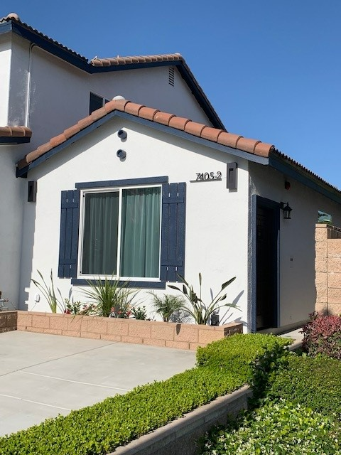 Fontana Apartment: 7405-2 Juneau Lane