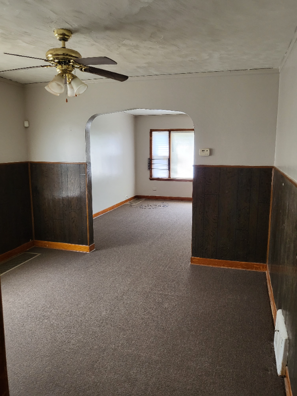 Chicago Apartment: 164 E 119th St