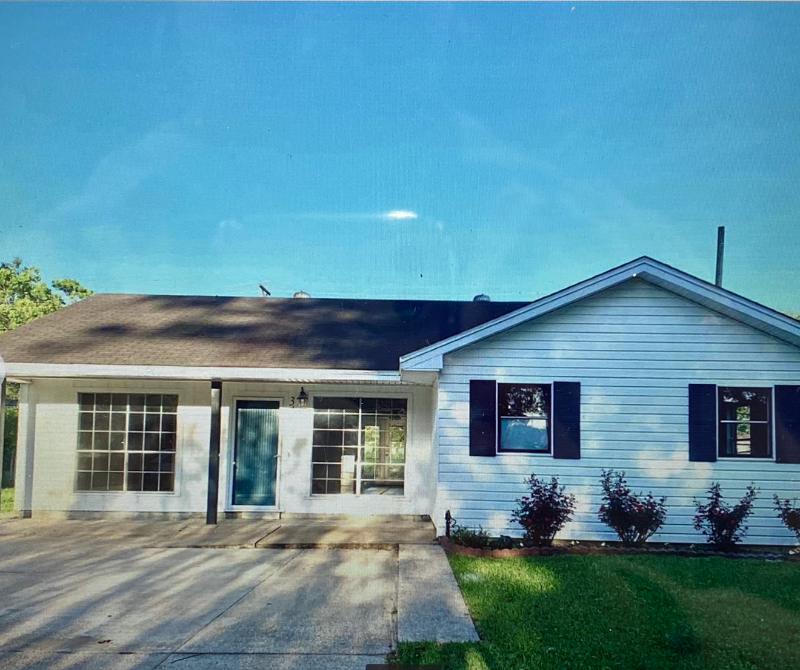 Beaumont House: 3460 Kipling Drive
