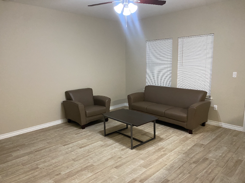 Houston House: 7418 Bywood St