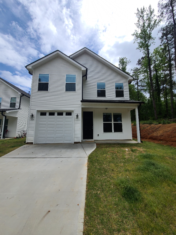 Travelers Rest House: 100 Solis Ct