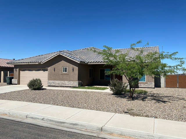 Yuma House: 4182 S Sunflower Dr (SD258)