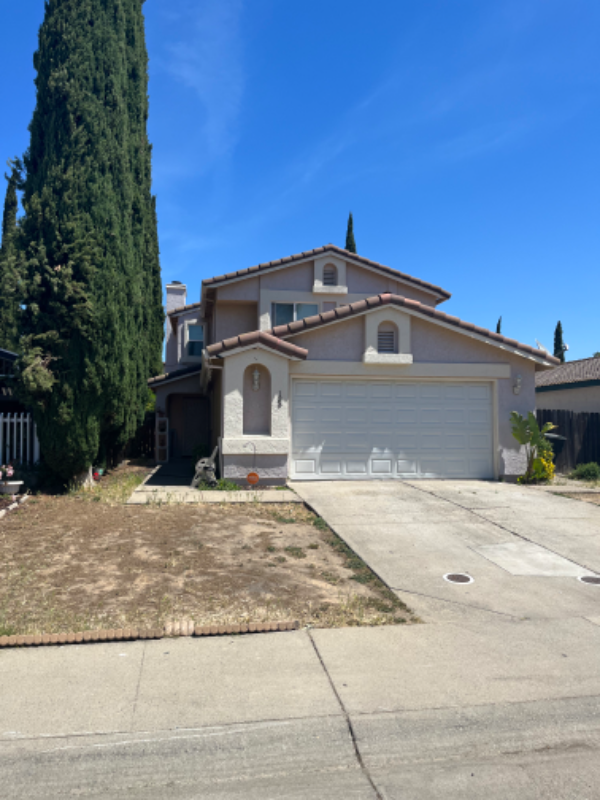 Sacramento House: 133 Majorca Cir
